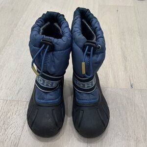 Sorel Kids Navy and Black Snow Boots